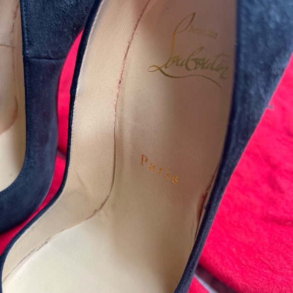 So Kate 120 suede pumps.😍😍😍 - Picture 13 of 16